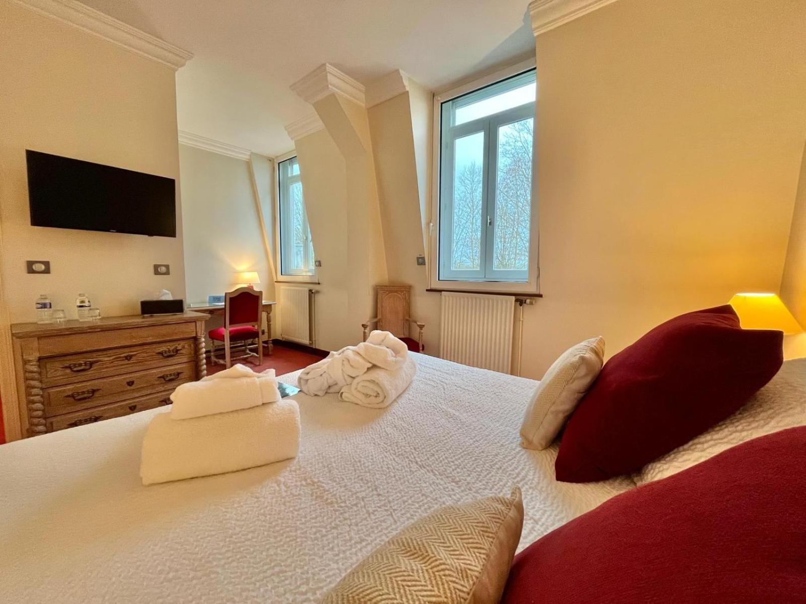 ז'יאן Logis Hotel Le Rivage מראה חיצוני תמונה