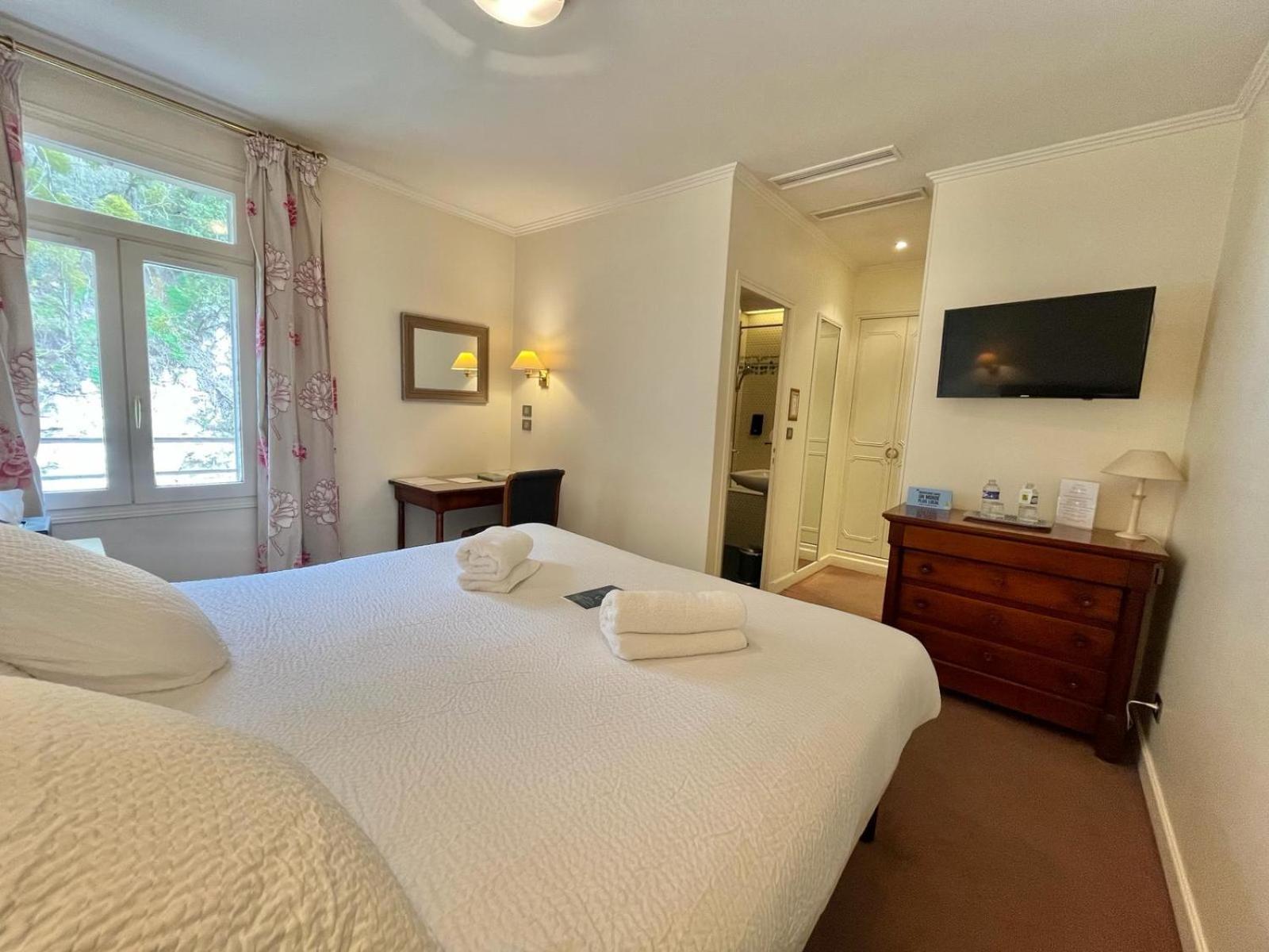 ז'יאן Logis Hotel Le Rivage מראה חיצוני תמונה