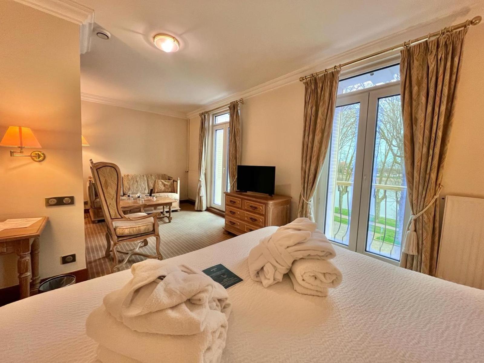 ז'יאן Logis Hotel Le Rivage מראה חיצוני תמונה