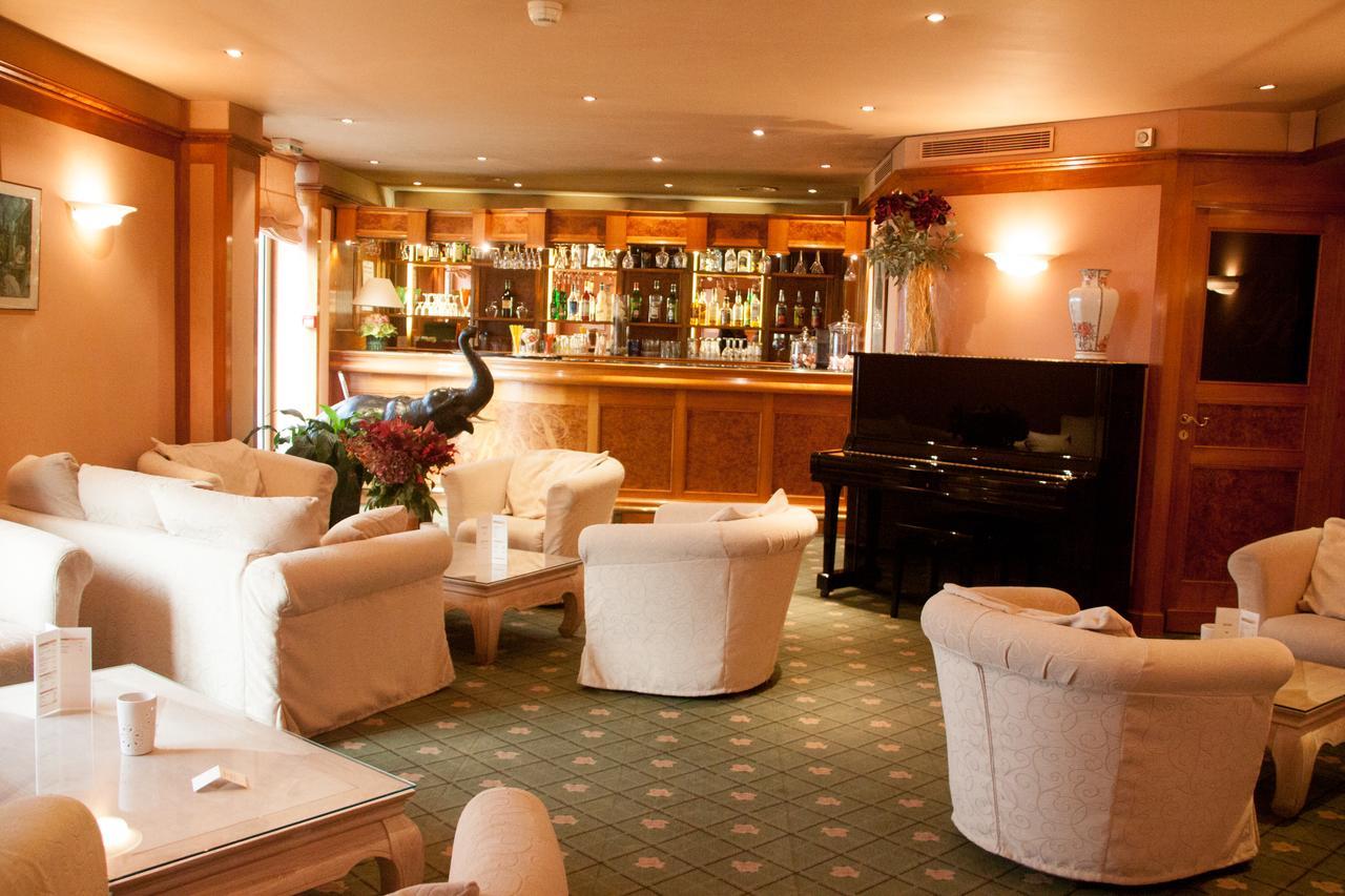 ז'יאן Logis Hotel Le Rivage מראה חיצוני תמונה
